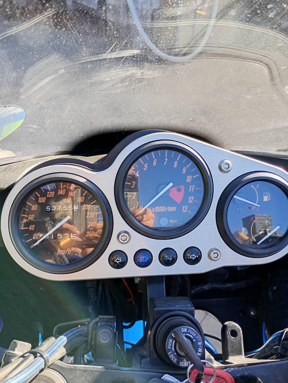 Kawasaki ZRX 1100 (1998 - 00) (6)