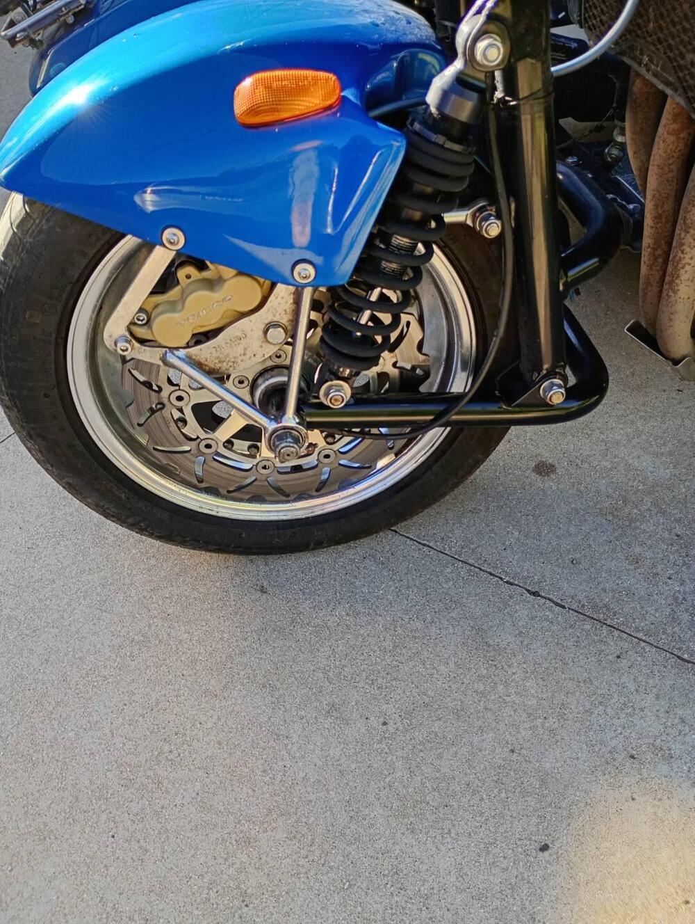 Kawasaki ZRX 1100 (1998 - 00) (9)