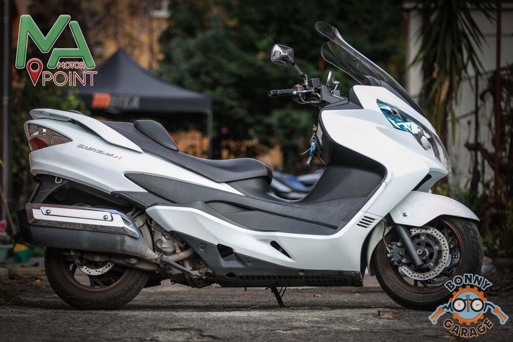 Suzuki Burgman AN 400 Lux (2012 - 16)