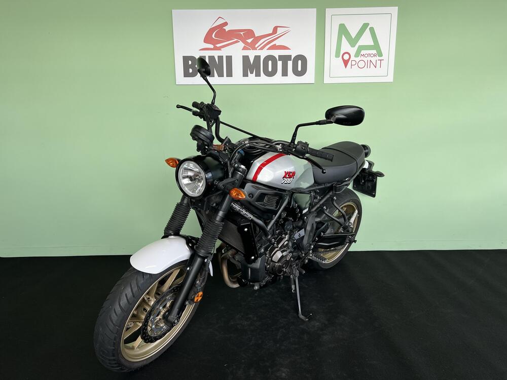 Yamaha XSR 700 XTribute (2021) (4)