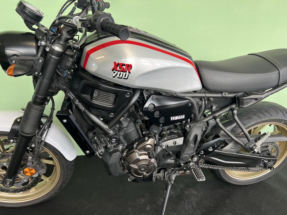 Yamaha XSR 700 XTribute (2021) (12)