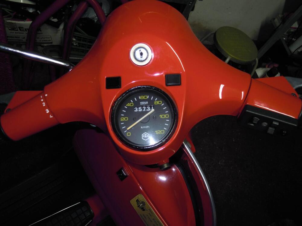 Piaggio Vespa p150x (8)