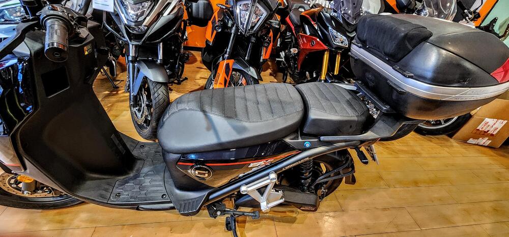 Super Soco CPx Pro (2023 - 24) (15)