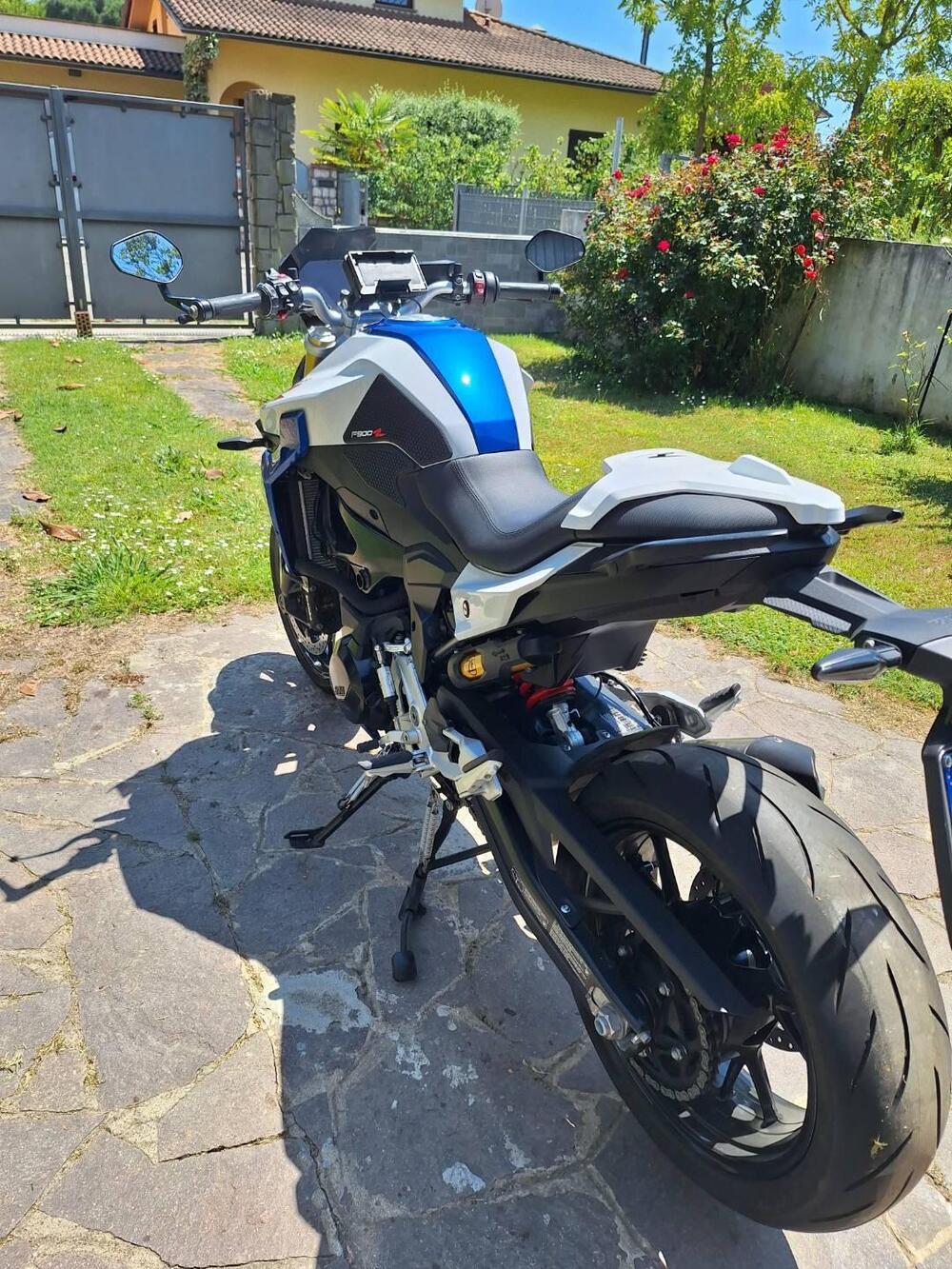 Bmw F 900 R (2021 - 24)