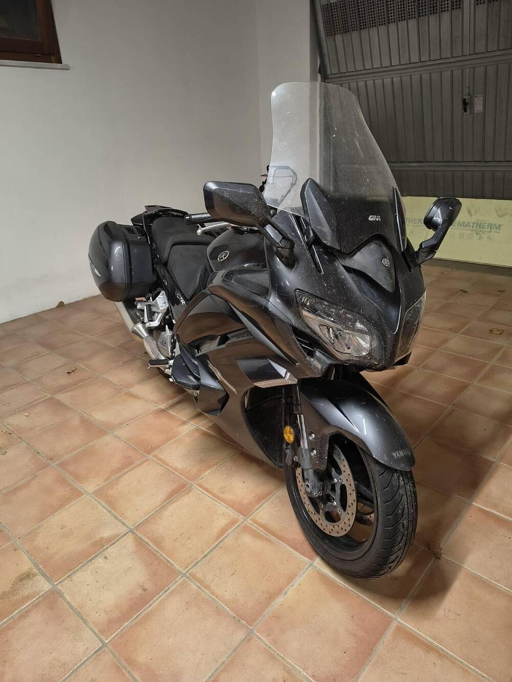 Yamaha FJR 1300 AE (2016 - 20) (2)