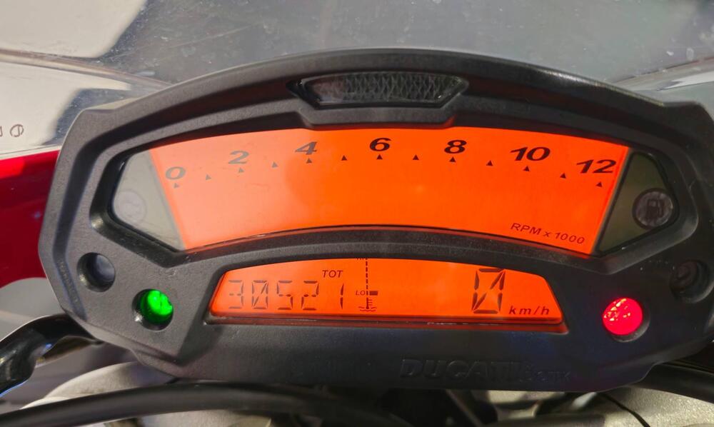 Ducati Monster 696 Plus (2007 - 14) (6)