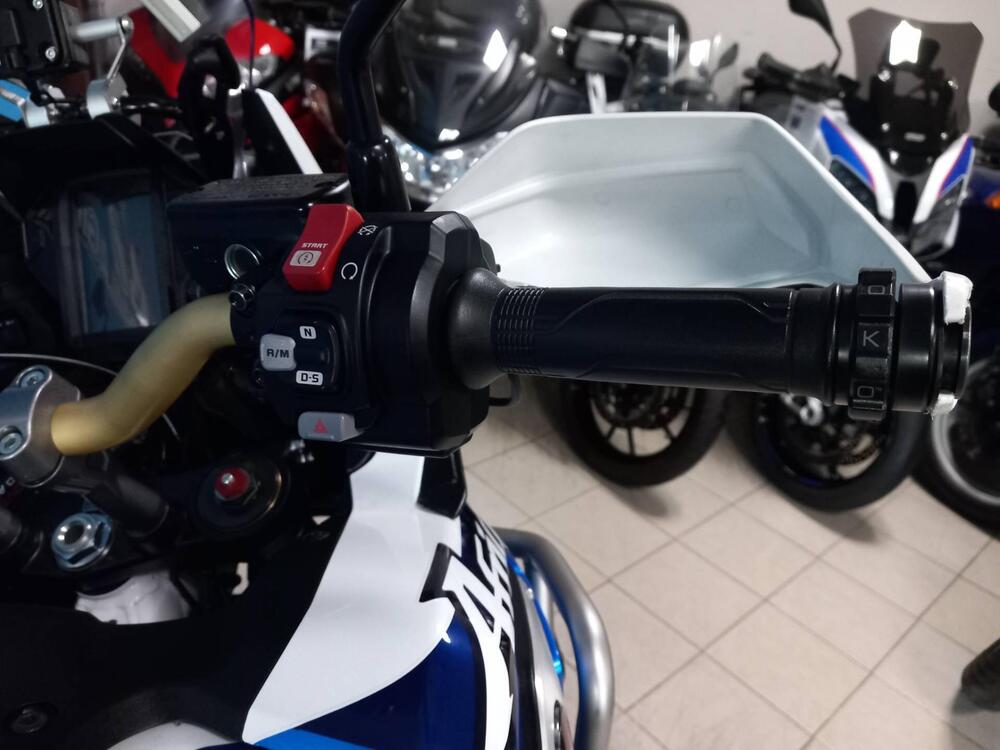 Honda Africa Twin CRF 1000L Adventure Sports DCT (2018 - 19) (17)
