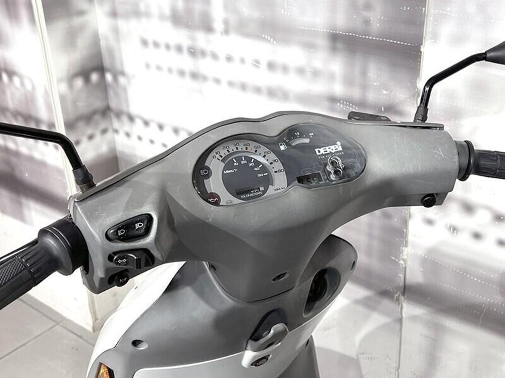 Derbi Atlantis 50 Two Chic (2005 - 07) (6)