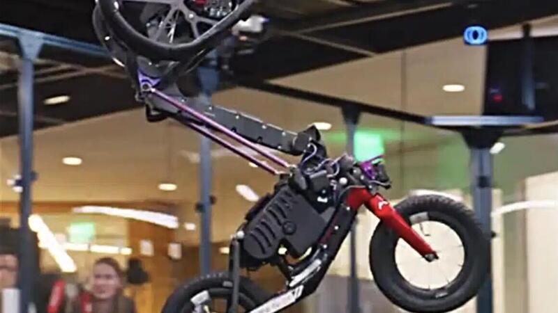 Il Robot che fa i &ldquo;trick&rdquo; in stile Toni Bou [VIDEO]