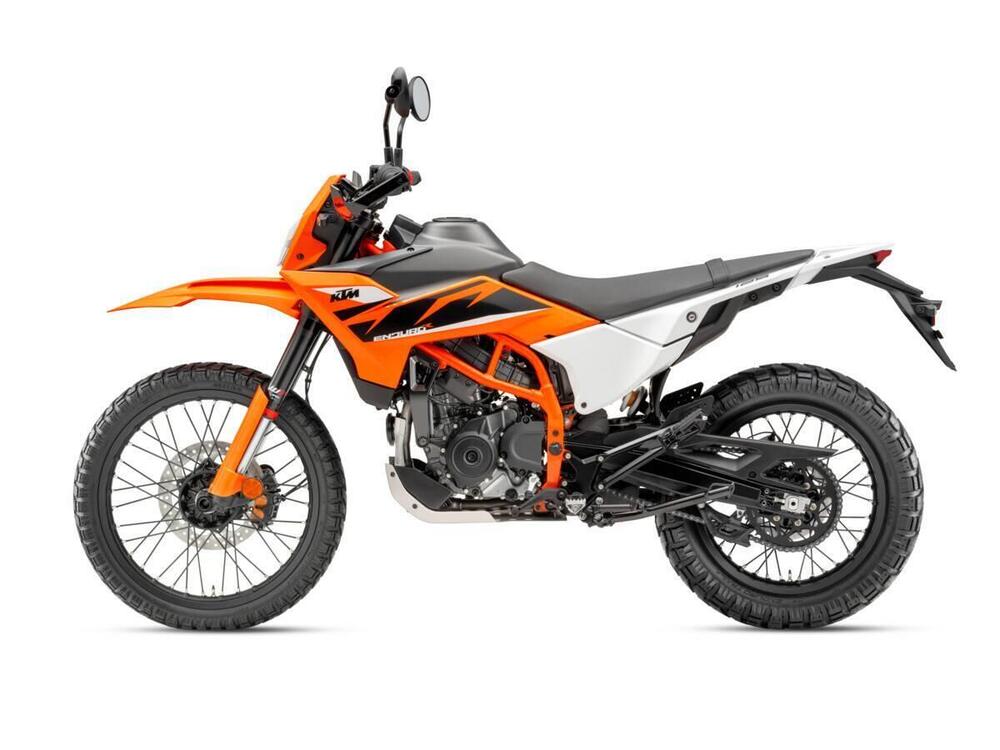 KTM 125 Enduro R (2025 - 26) (2)