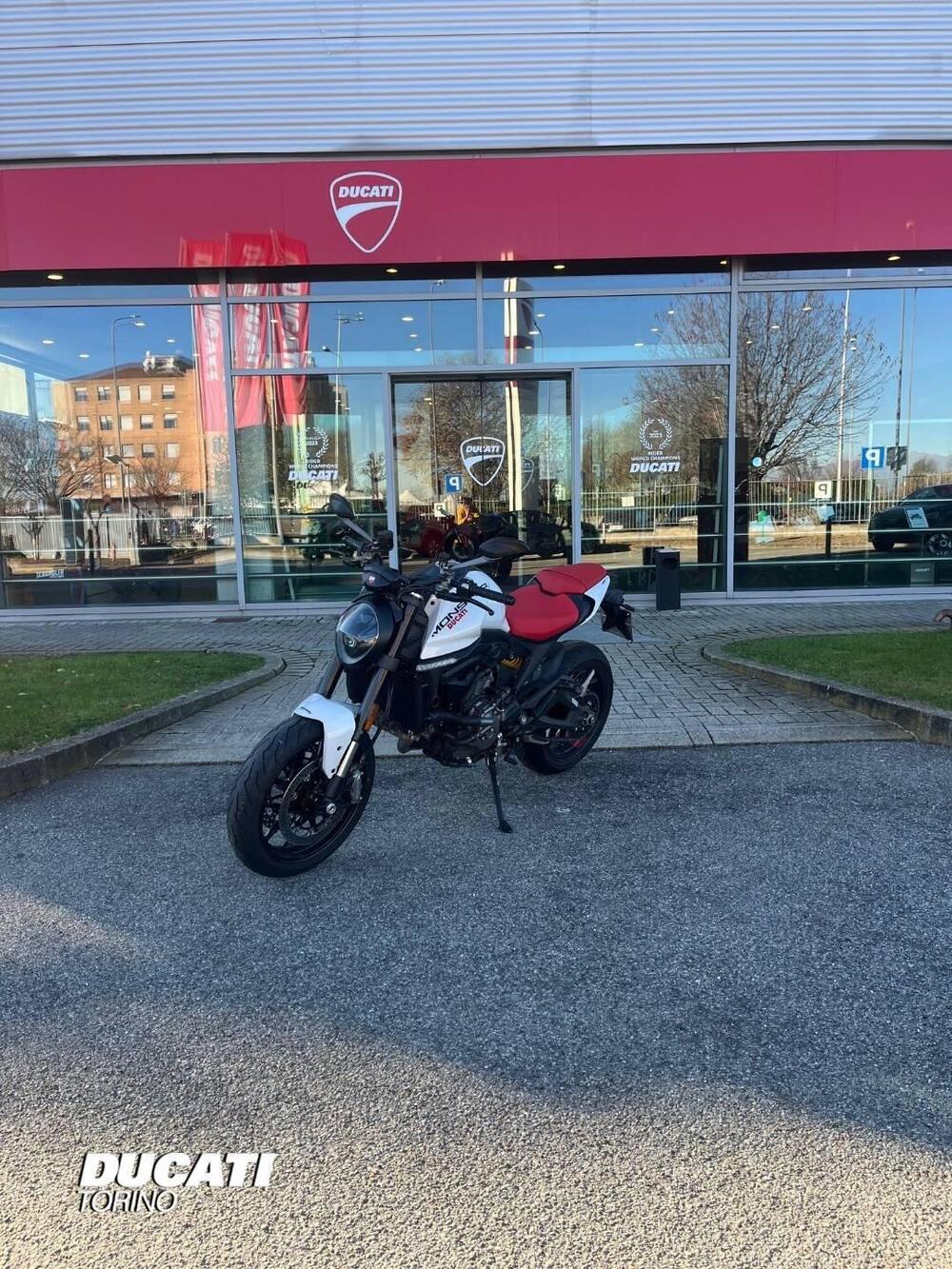 Ducati Monster 937 (2021 - 25) (4)