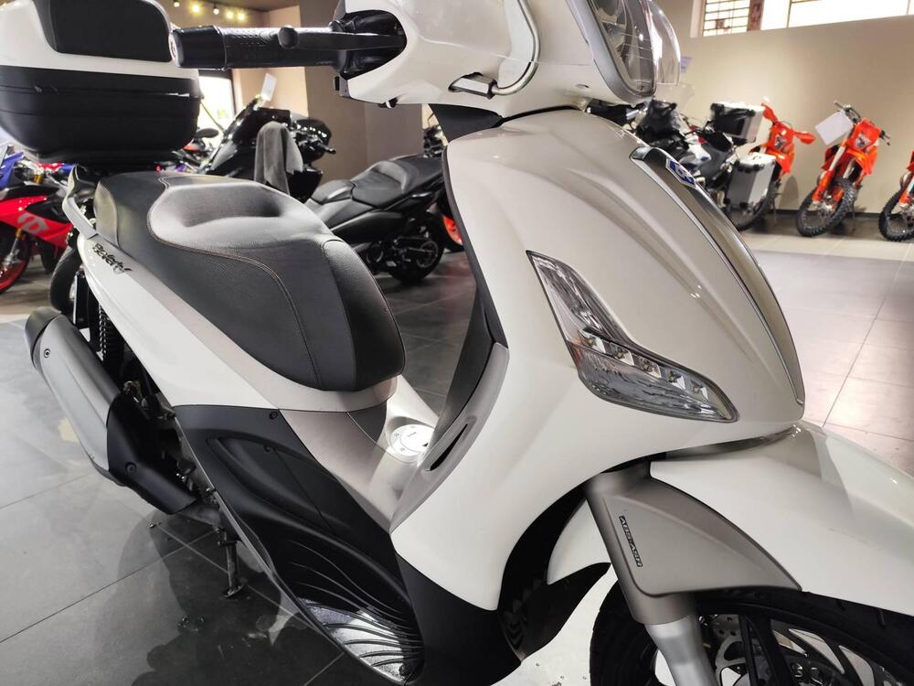 Piaggio Beverly 350 SportTouring ie (2011 - 15) (6)
