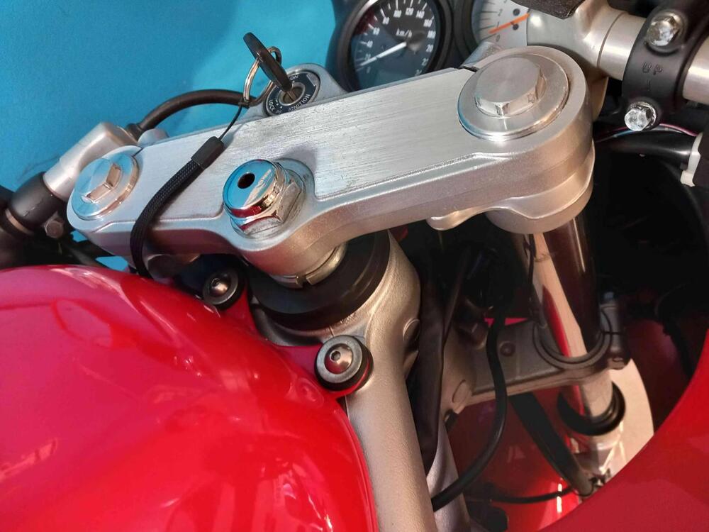 Suzuki SV 650 S (1999 - 02) (13)