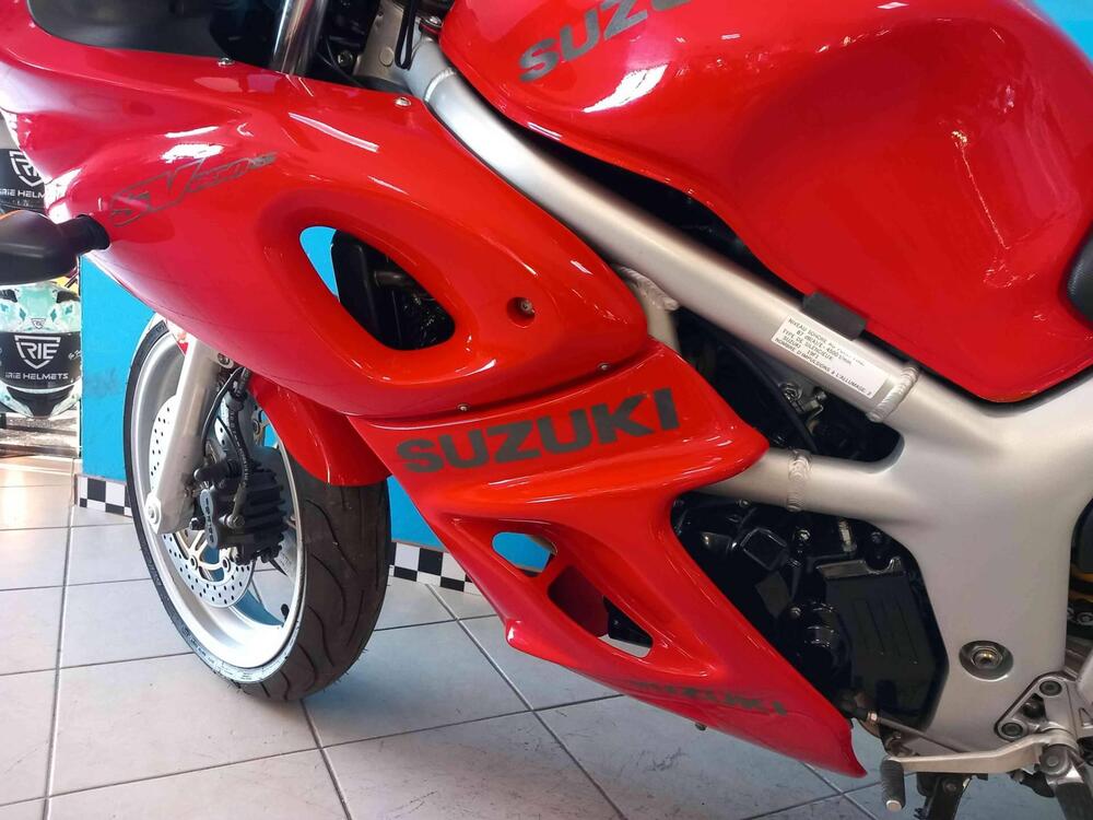 Suzuki SV 650 S (1999 - 02) (16)