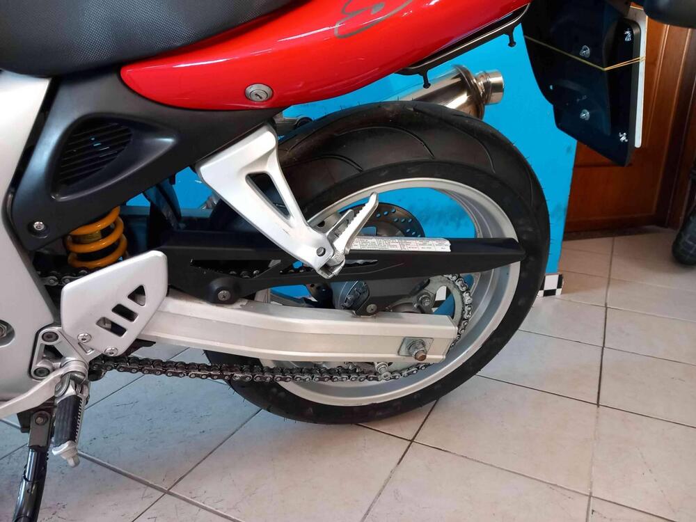 Suzuki SV 650 S (1999 - 02) (17)