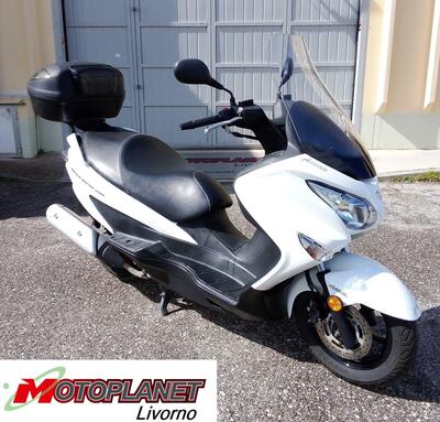 Suzuki Burgman UH 200 (2017 - 20) usata