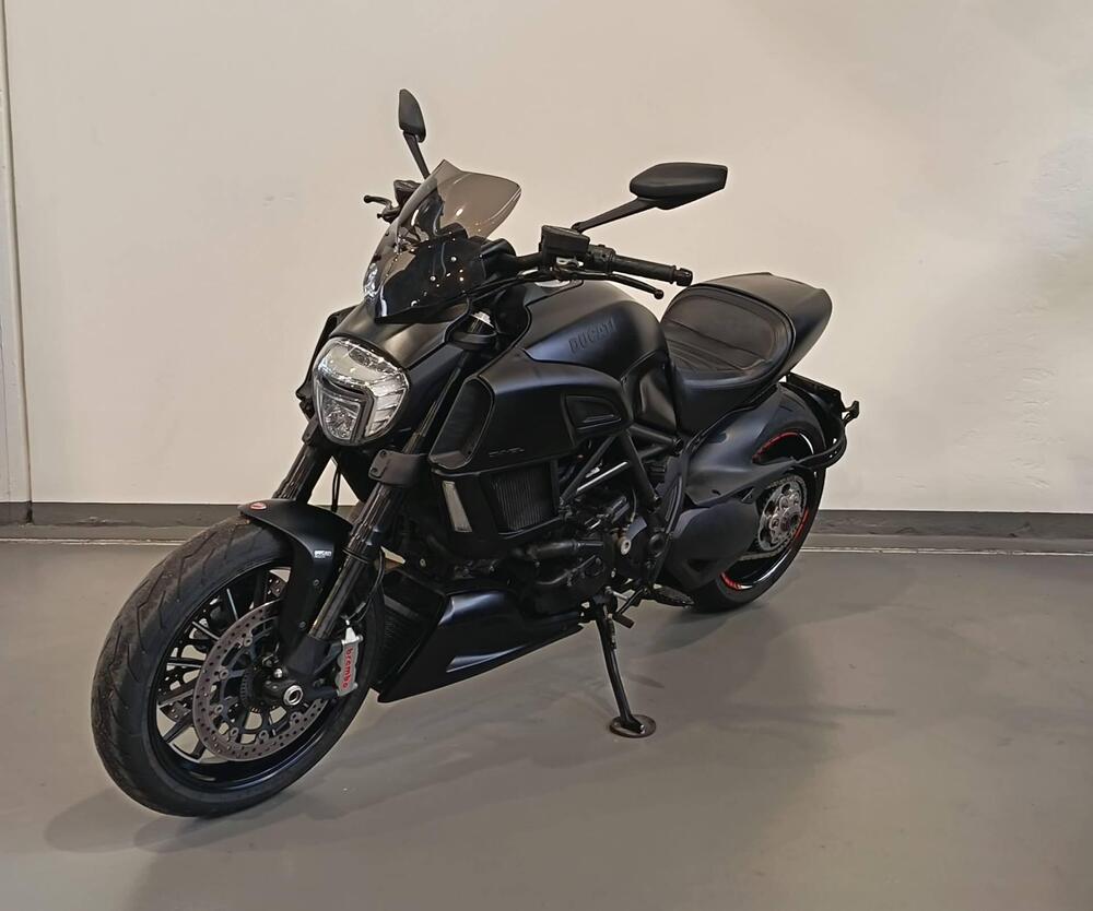 Ducati Diavel 1200 Carbon (2014 - 16) (2)