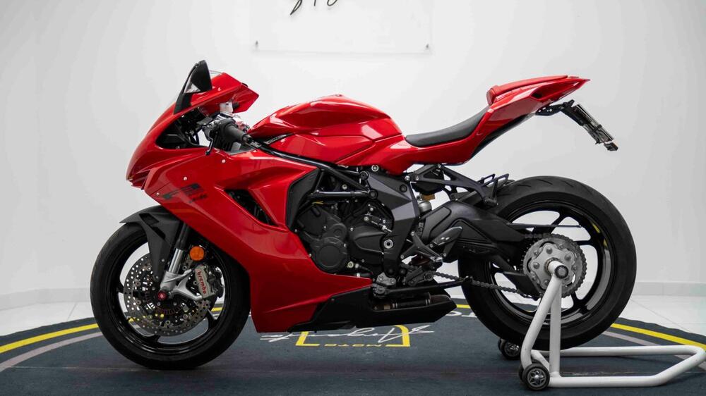 MV Agusta F3 800 Rosso (2021 - 23) (6)