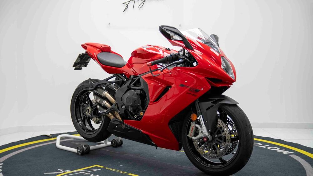 MV Agusta F3 800 Rosso (2021 - 23) (9)