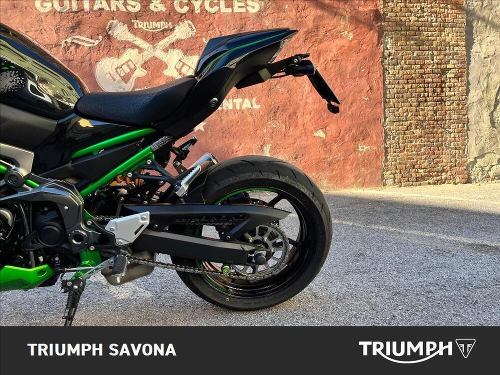 Kawasaki Z 900 SE (2022 - 24) (5)