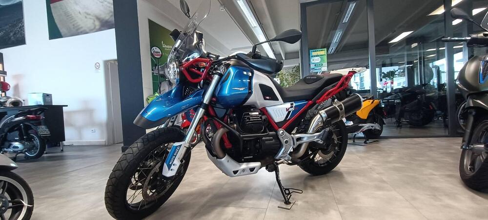 Moto Guzzi V85 TT (2021 - 23) (3)