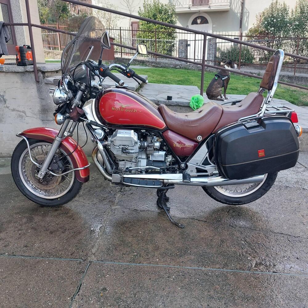 Moto Guzzi California 3 serie 70 anniversario 31di100 (4)
