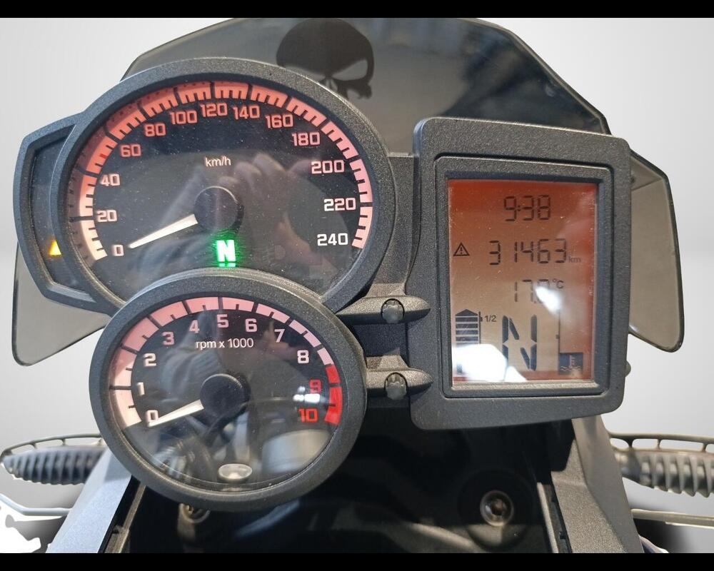 Bmw F 800 R (2015 - 16) (8)