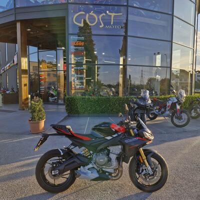 Aprilia Tuono 660 Factory (2025) usata