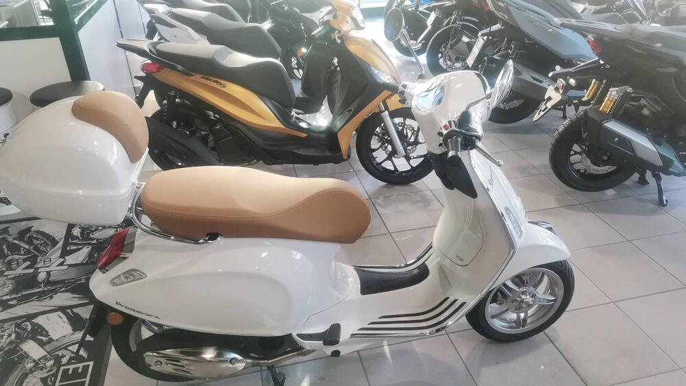 Vespa Primavera 125 (2024 - 25)