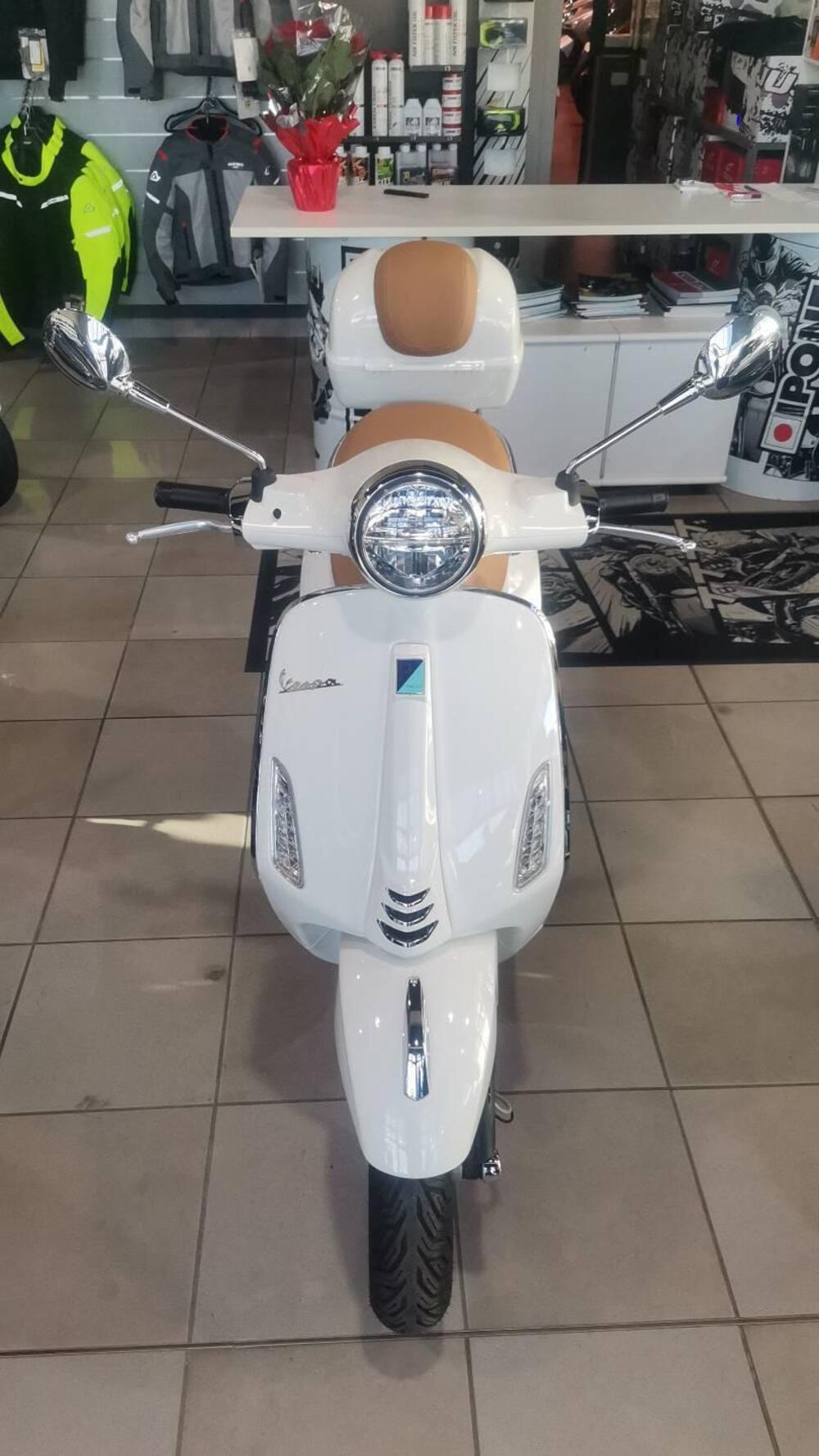 Vespa Primavera 125 (2024 - 25) (3)
