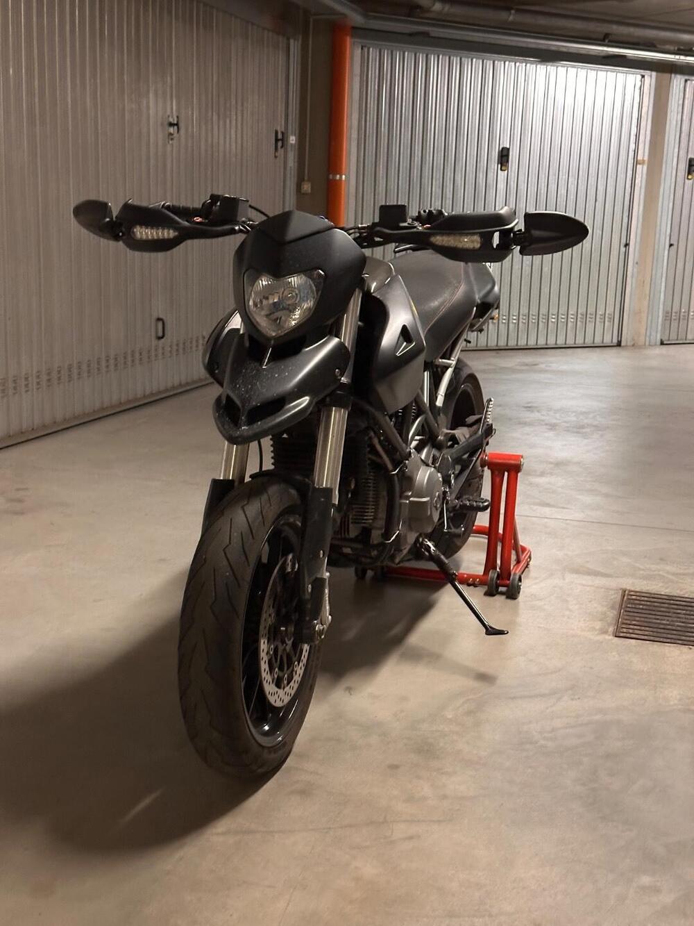 Ducati Hypermotard 796 (2012) (2)