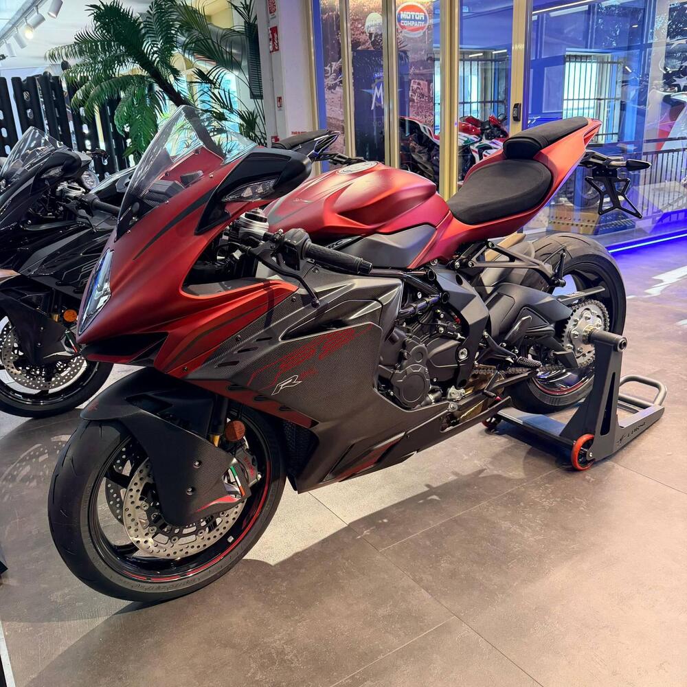 MV Agusta F3 800 RR (2022 - 25) (2)