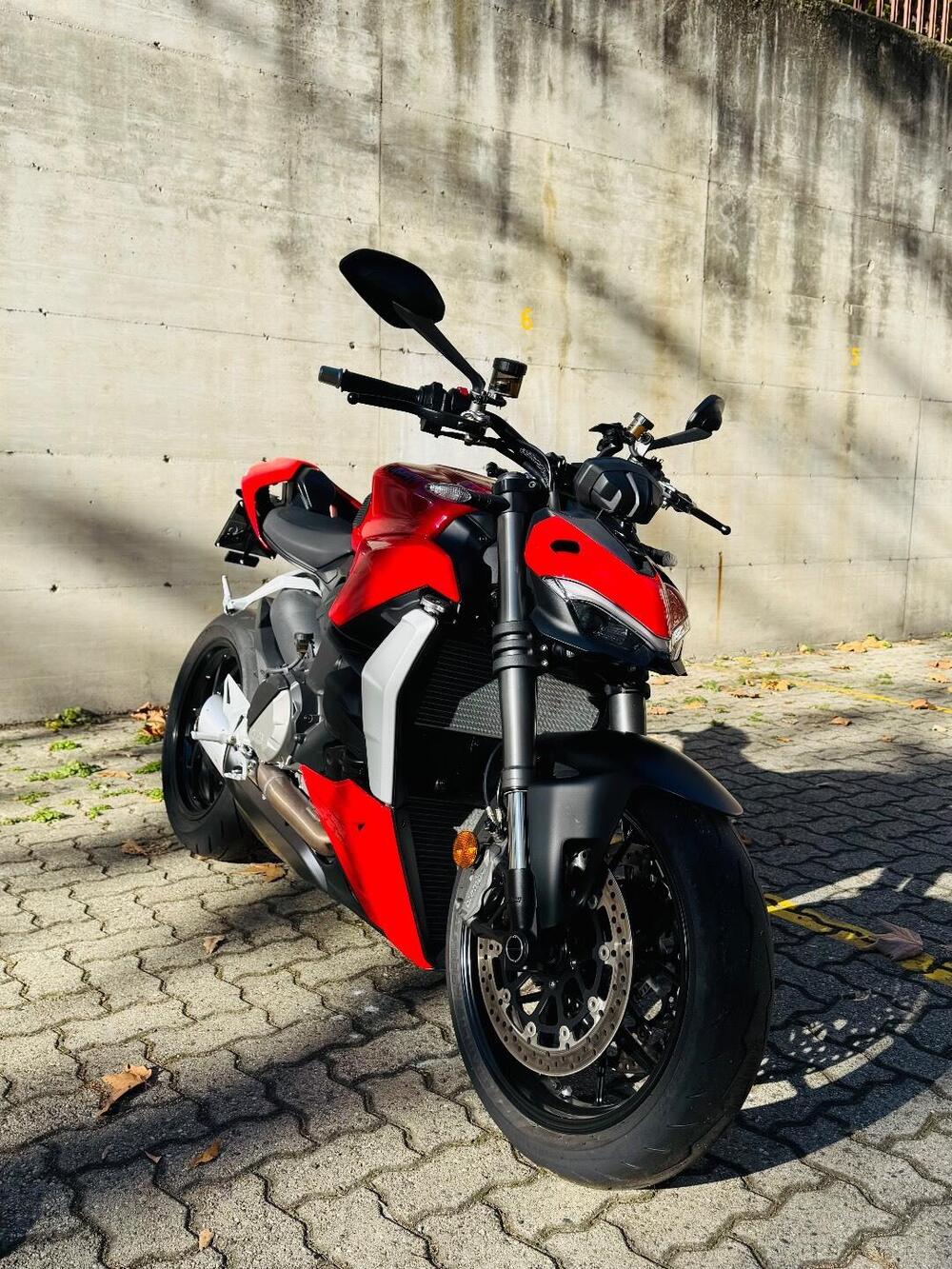 Ducati Streetfighter V2 (2022 - 24)