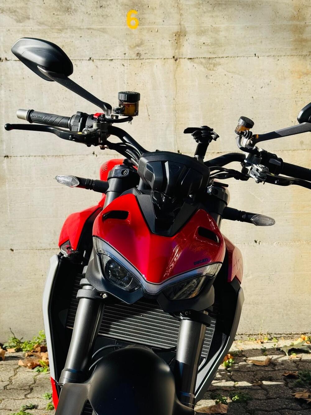 Ducati Streetfighter V2 (2022 - 24) (6)
