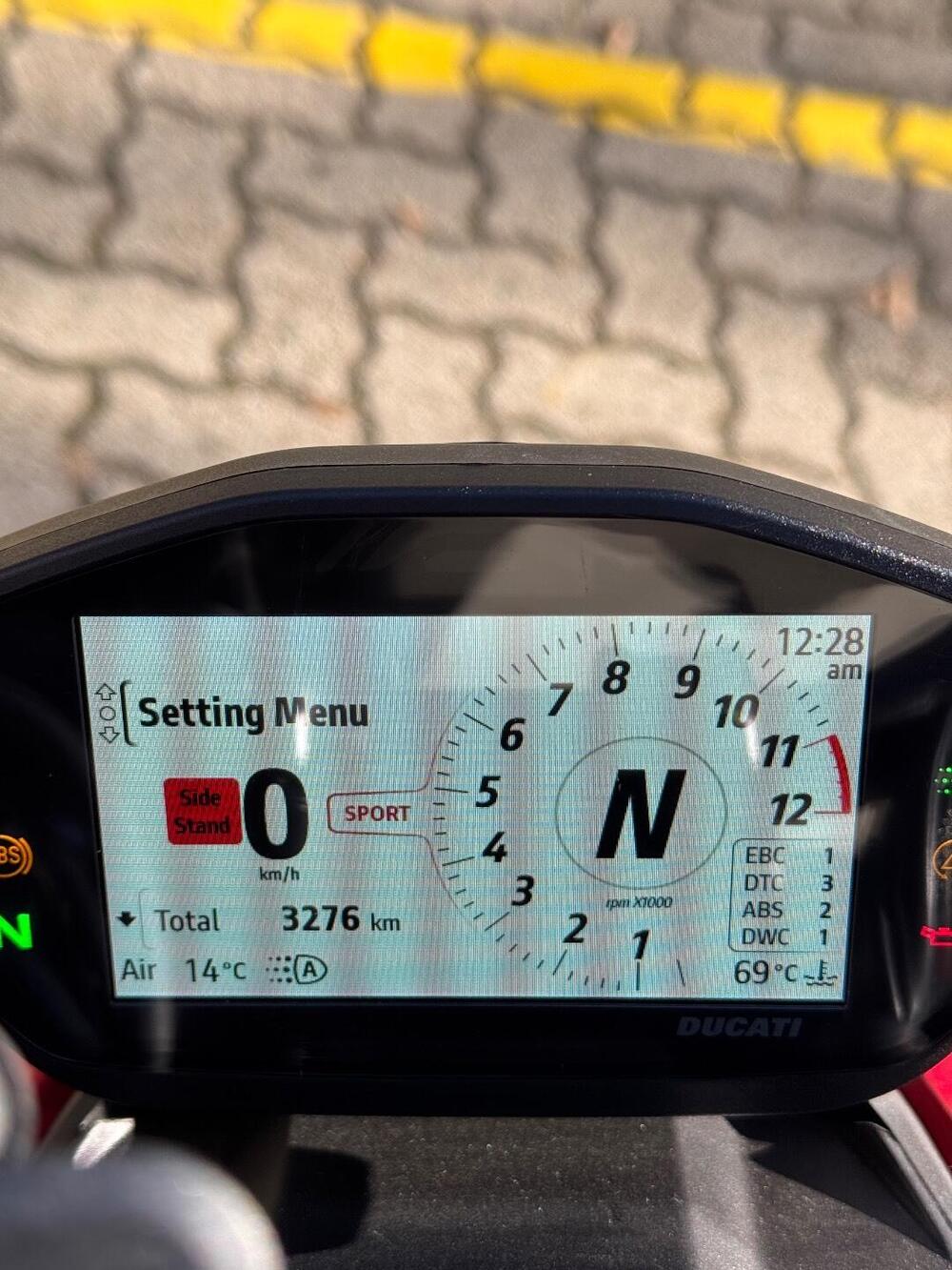 Ducati Streetfighter V2 (2022 - 24) (7)