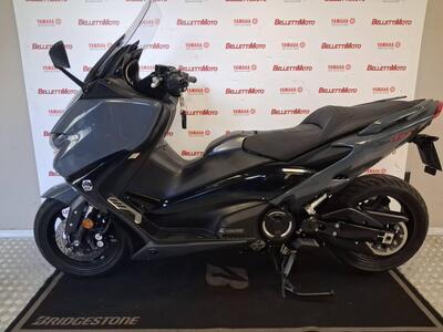 Yamaha T-Max 560 Tech Max (2021) usata