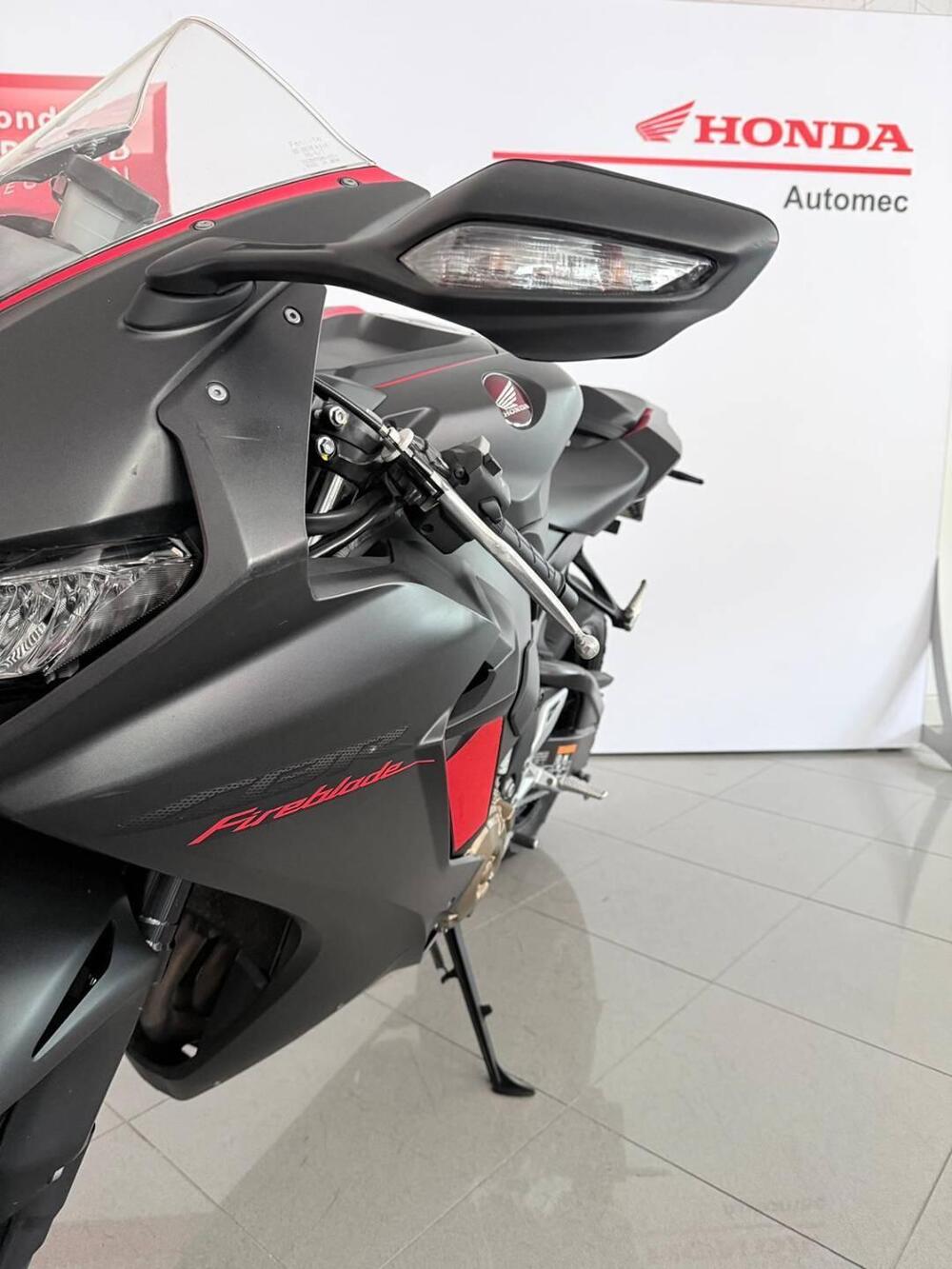 Honda CBR 1000 RR Fireblade (2017 - 19) (8)