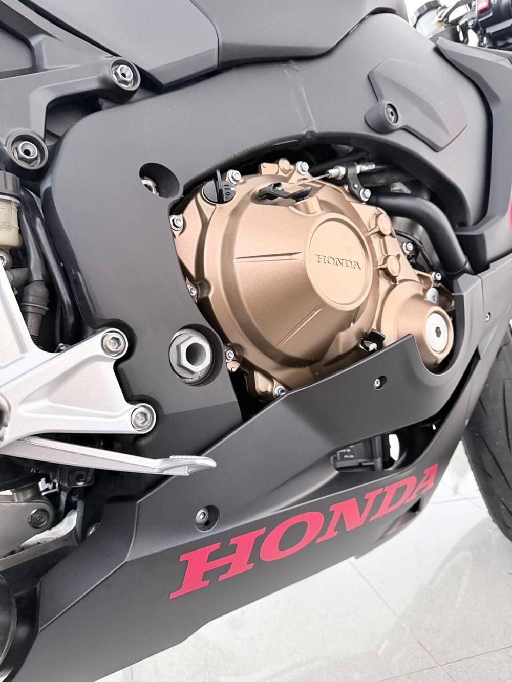 Honda CBR 1000 RR Fireblade (2017 - 19) (9)