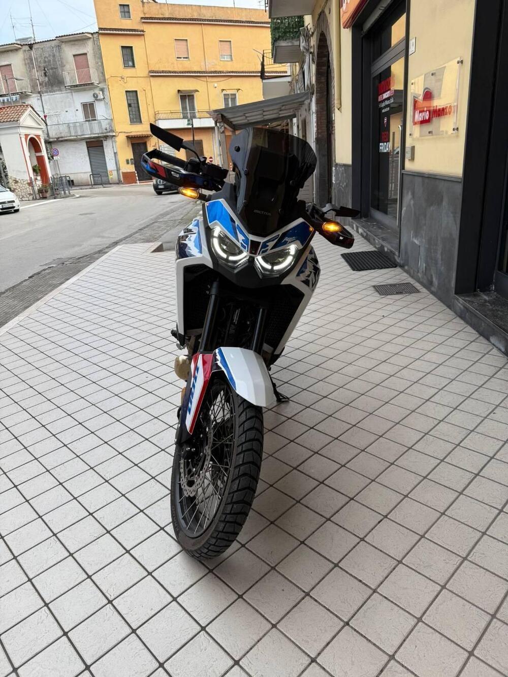 Honda Africa Twin CRF 1100L (2024 - 25) (5)