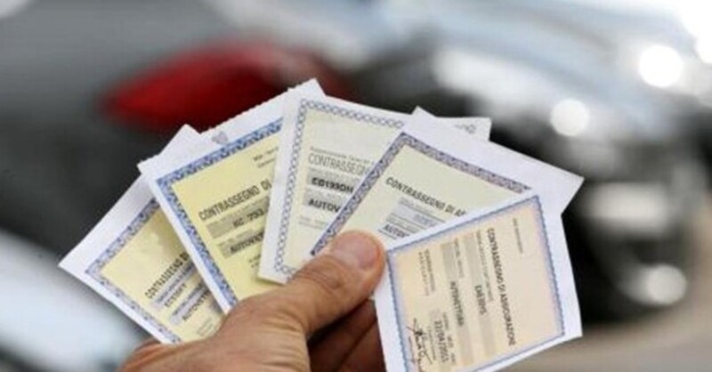 Assicurazione auto, stangata in arrivo dal 2026: l&#039;aliquota potrebbe aumentare 
