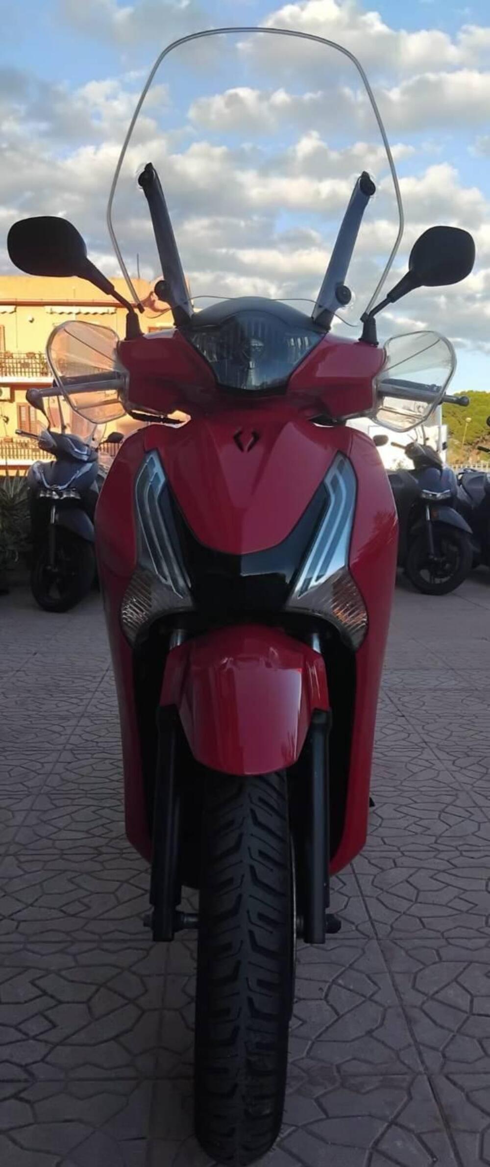 Honda SH 150 i (2017 - 19) (2)