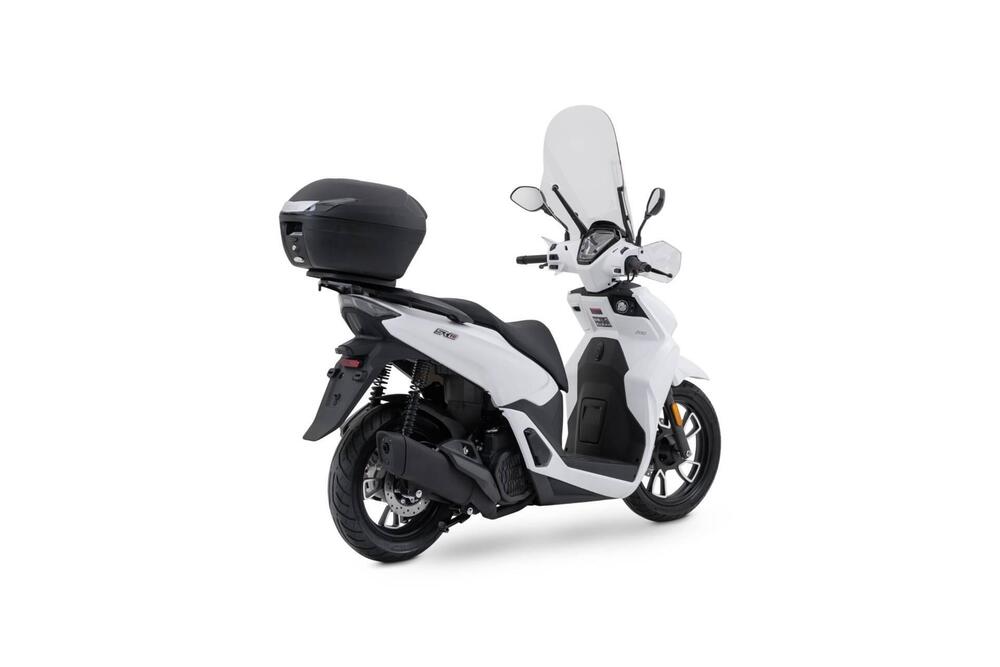 Voge Sfida SR16 200 (2025 - 26) (4)