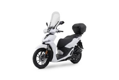 Voge Sfida SR16 200 (2025) nuova