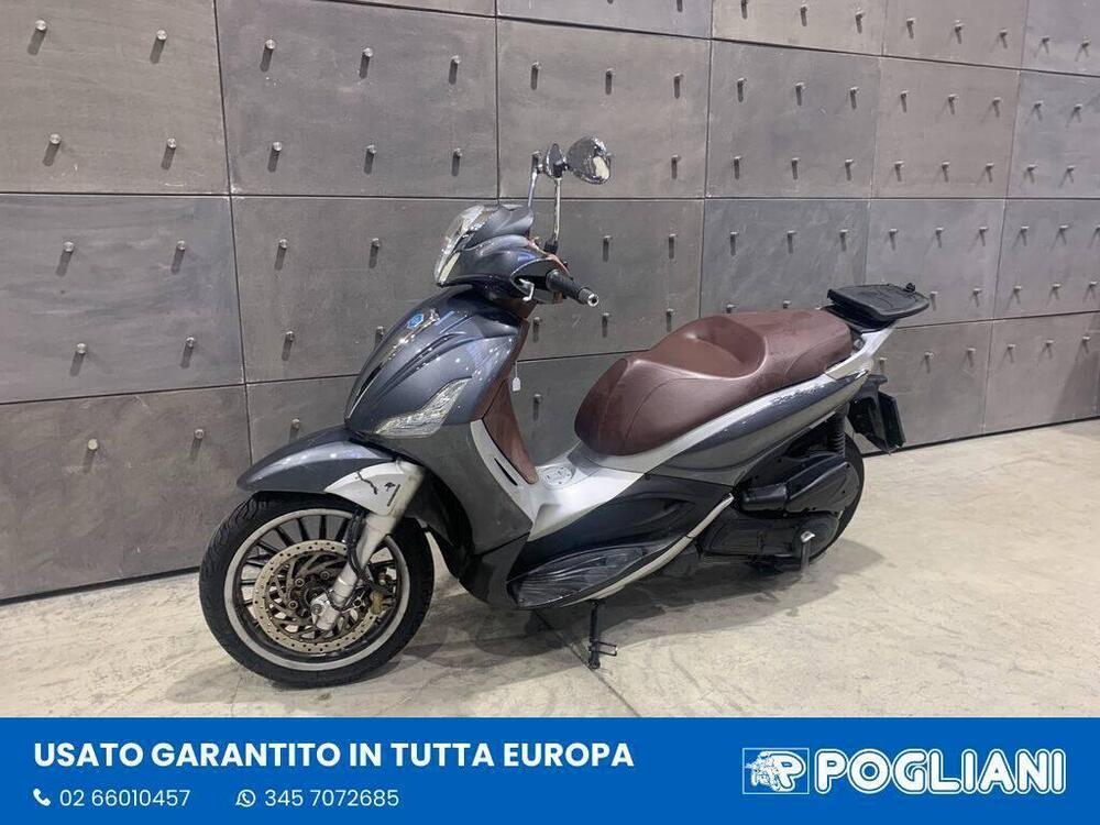 Piaggio Beverly 300 i.e. ABS-ASR (2016 - 20) (6)