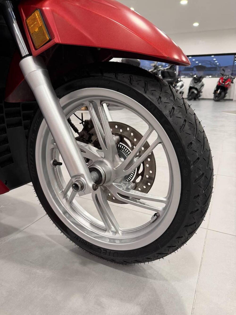 Honda SH 350 (2021 - 24) (13)