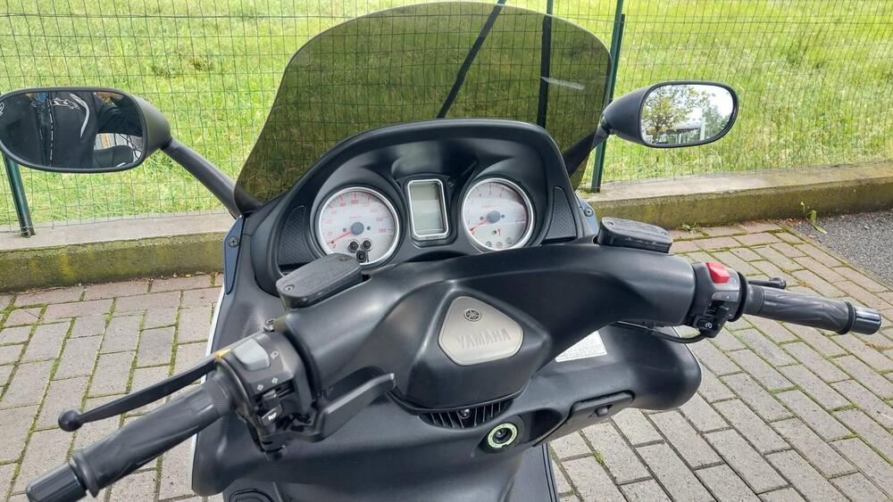 Yamaha T-Max 500 (2004 - 07) (8)