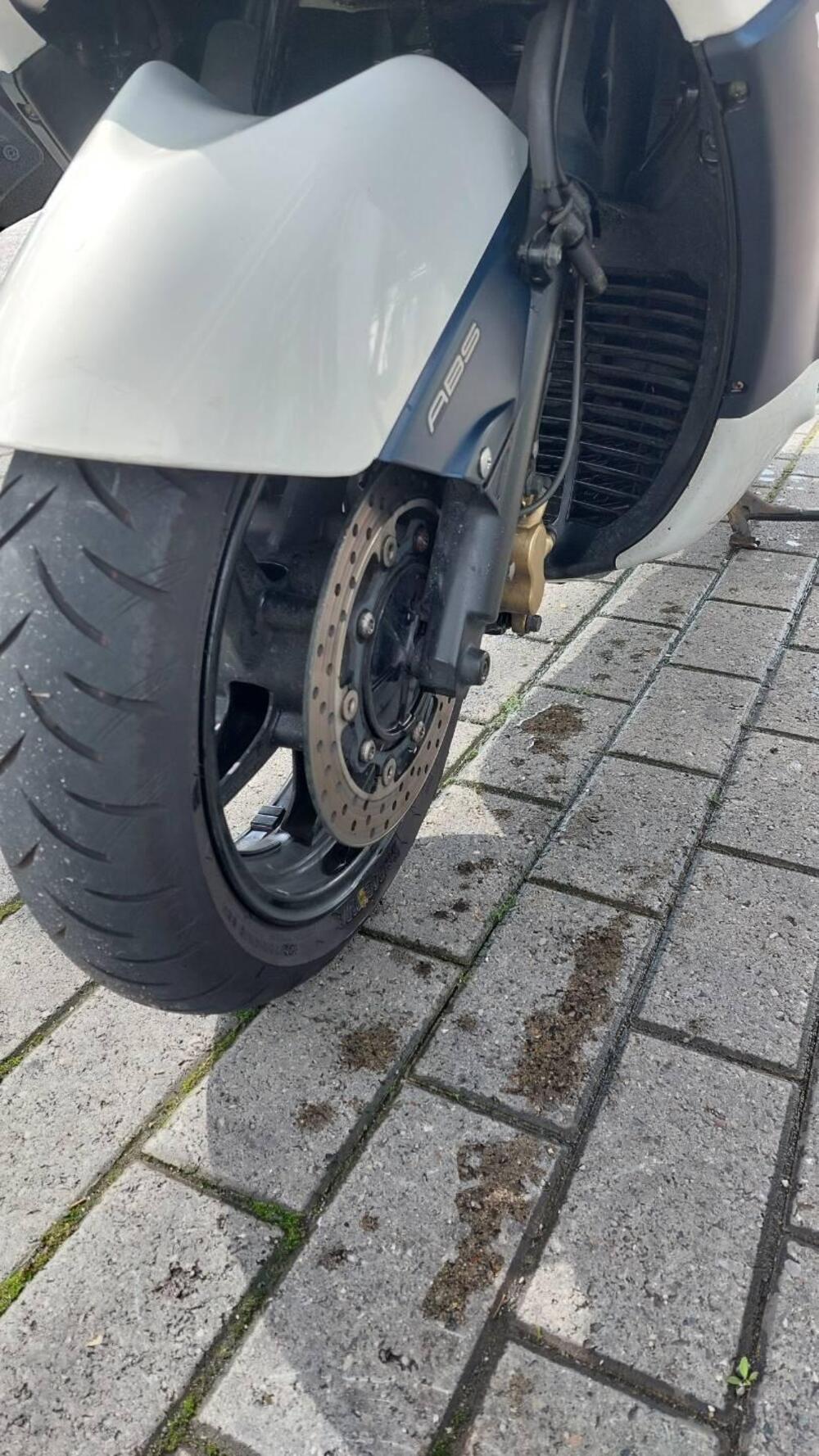 Yamaha T-Max 500 (2004 - 07) (9)