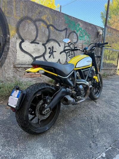 Ducati Scrambler 800 Icon (2017 - 20) usata