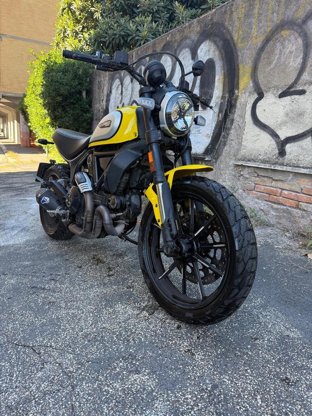 Ducati Scrambler 800 Icon (2017 - 20) (2)