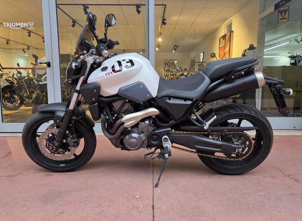 Yamaha MT-03 (2006 - 14) (6)